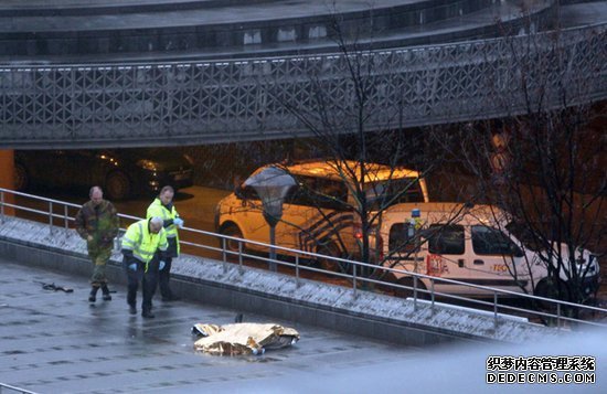 ����ʱ�����򹫽�վ������ɨ����Ⱥ